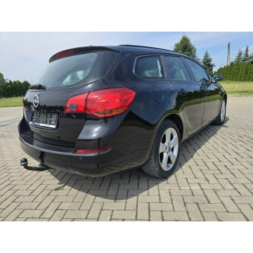Opel Astra  Kombi 2011,  1.3 diesel - Na sprzedaż za 13 900 zł - Kutno - zdjęcie 9