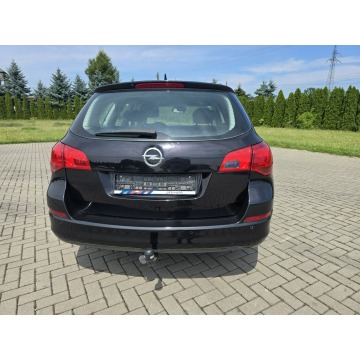 Opel Astra  Kombi 2011,  1.3 diesel - Na sprzedaż za 13 900 zł - Kutno - zdjęcie 10