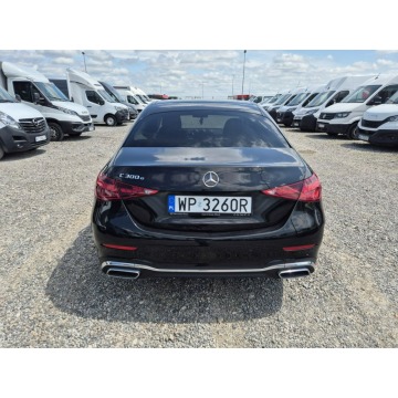 Mercedes - Benz C-klasa  Sedan/Limuzyna 2022,  2.0 benzyna, automat - Na sprzedaż za 129 150 zł - Komorniki - zdjęcie 5