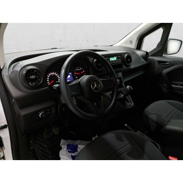 Mercedes - Benz Citan 2022,  1.5 diesel - Na sprzedaż za 53 297 zł - Komorniki - zdjęcie 9