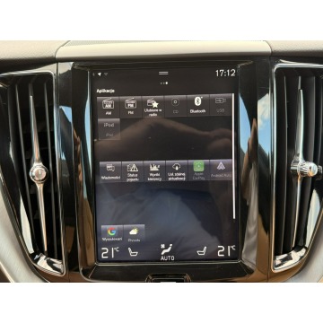Volvo   SUV 2018,  2.0 diesel, automat - Na sprzedaż za 89 999 zł - Pęcice - zdjęcie 3