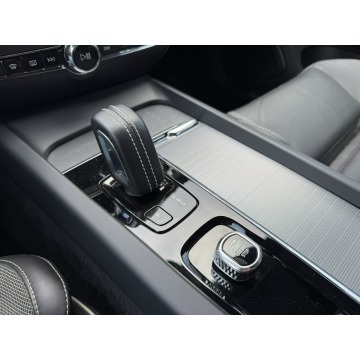 Volvo S60  Sedan/Limuzyna 2022,  2.0 benzyna, automat - Na sprzedaż za 155 800 zł - Pęcice - zdjęcie 12