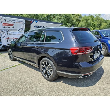 Volkswagen Passat  Kombi 2021,  2.0 diesel, automat - Na sprzedaż za 77 000 zł - Cieszyn - zdjęcie 8