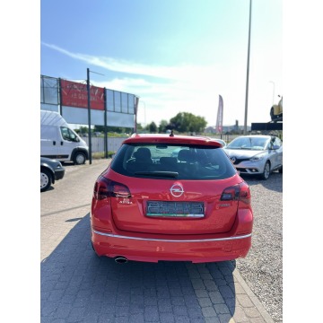 Opel Astra  Kombi 2013,  1.6 benzyna - Na sprzedaż za 23 900 zł - Słupsk - zdjęcie 3