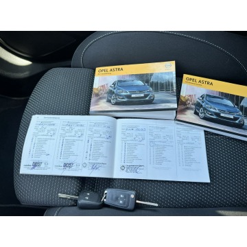 Opel Astra  Kombi 2013,  1.6 benzyna - Na sprzedaż za 23 900 zł - Słupsk - zdjęcie 11