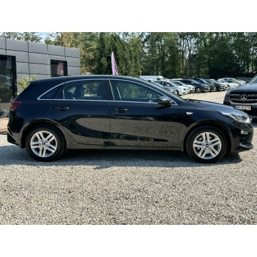 Kia Ceed  Hatchback 2020,  1.6 diesel - Na sprzedaż za 48 800 zł - Pęcice - zdjęcie 8