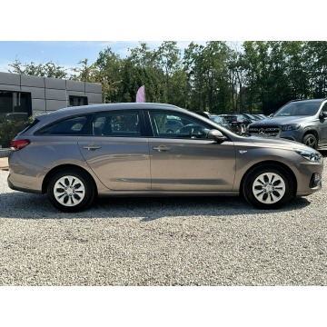 Hyundai i30  Kombi 2021,  1.6 diesel - Na sprzedaż za 54 800 zł - Pęcice - zdjęcie 8