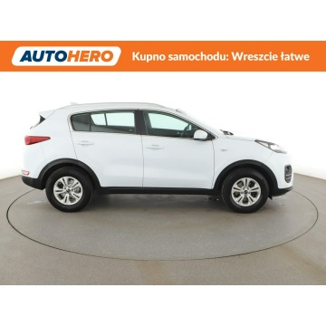 Kia Sportage  SUV 2016,  1.6 benzyna - Na sprzedaż za 49 800 zł - Warszawa - zdjęcie 9