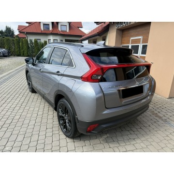 Mitsubishi Eclipse Cross  SUV 2020,  1.5 benzyna, automat - Na sprzedaż za 74 900 zł - Orzech - zdjęcie 9