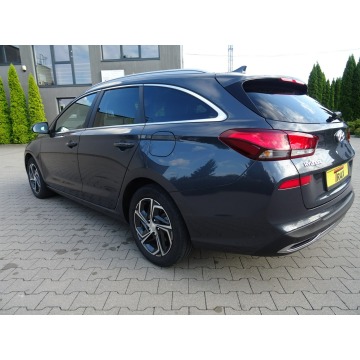 Hyundai i30  Kombi 2022,  1.0 benzyna - Na sprzedaż za 47 900 zł - Łódź - zdjęcie 10