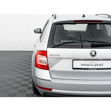 Skoda Octavia  Kombi 2020,  2.0 diesel, automat - Na sprzedaż za 47 810 zł - Gdańsk - zdjęcie 10