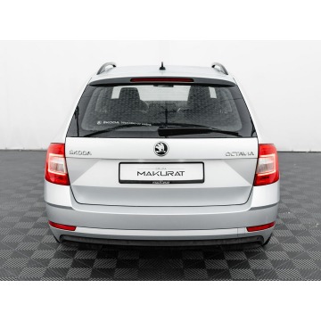 Skoda Octavia  Kombi 2020,  2.0 diesel, automat - Na sprzedaż za 47 810 zł - Gdańsk - zdjęcie 9