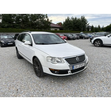 Volkswagen Passat  Kombi 2010,  2.0 diesel, automat - Na sprzedaż za 14 900 zł - Wrocław - zdjęcie 2