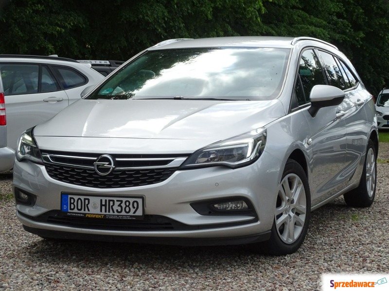 Opel Astra  Kombi 2017,  1.6 diesel - Na sprzedaż za 32 900 zł - Kościerzyna