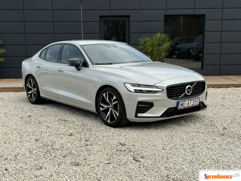 Volvo S60  Sedan/Limuzyna 2022,  2.0 benzyna, automat - Na sprzedaż za 155 800 zł - Pęcice