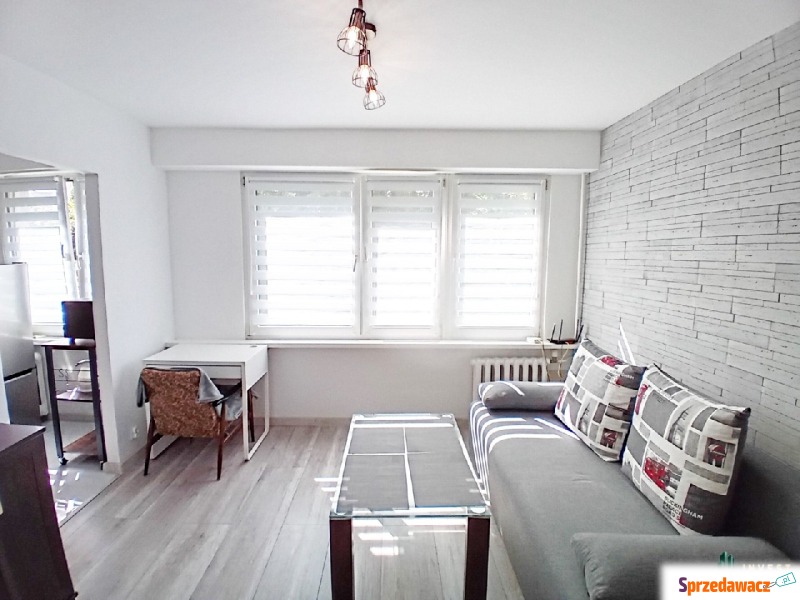 Mieszkanie dwupokojowe Płock,   32 m2, trzecie piętro - Do wynajęcia