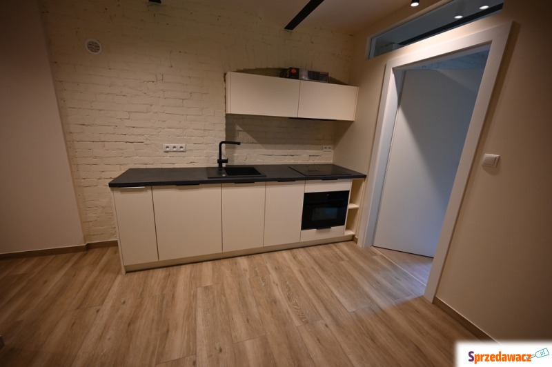 Mieszkanie dwupokojowe Wrocław,   31 m2 - Do wynajęcia
