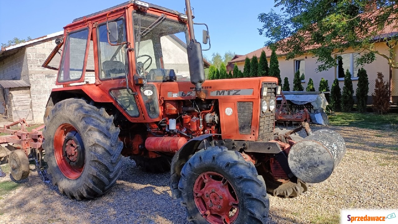 Traktor rolniczy MTZ 82