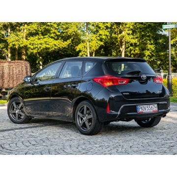 Toyota Auris  Hatchback 2013,  1.6 benzyna - Na sprzedaż za 38 000 zł - Sadlno - zdjęcie 8