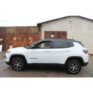 Jeep Compass  SUV 2024,  2.0 benzyna, automat - Na sprzedaż za 105 999 zł - Nysa - zdjęcie 8