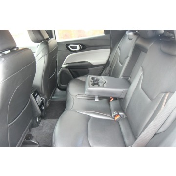 Jeep Compass  SUV 2024,  2.0 benzyna, automat - Na sprzedaż za 105 999 zł - Nysa - zdjęcie 11