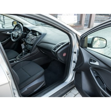 Ford Focus  Kombi 2014,  1.5 diesel - Na sprzedaż za 26 500 zł - Nowy Sącz - zdjęcie 12