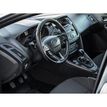 Ford Focus  Kombi 2014,  1.5 diesel - Na sprzedaż za 26 500 zł - Nowy Sącz - zdjęcie 11
