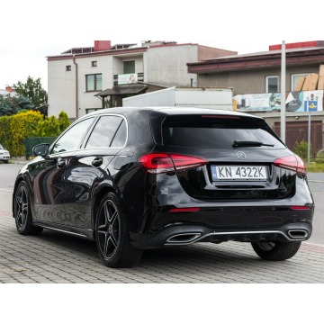 Mercedes - Benz A-klasa  Hatchback 2019,  1.3 benzyna, automat - Na sprzedaż za 83 900 zł - Nowy Sącz - zdjęcie 9