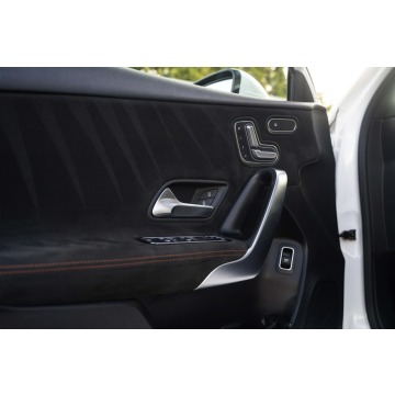 Mercedes - Benz A-klasa  Sedan/Limuzyna 2018,  1.3 benzyna, automat - Na sprzedaż za 84 000 zł - Nowy Sącz - zdjęcie 9