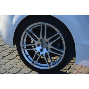 Audi TT  Coupe/Sportowy 2011,  1.8 benzyna - Na sprzedaż za 33 900 zł - Majdan Sieniawski - zdjęcie 9