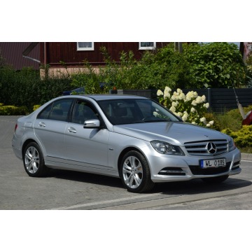 Mercedes C 200 - 1.8B Lift 185KM Nowy Rozrząd Navi Led PDC 100 TYS KM Sprowadzony