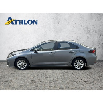 Toyota Corolla  Sedan/Limuzyna 2022,  1.5 benzyna, automat - Na sprzedaż za 68 600 zł - Jawczyce - zdjęcie 2