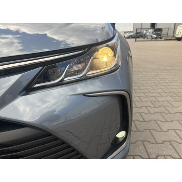 Toyota Corolla  Sedan/Limuzyna 2022,  1.5 benzyna, automat - Na sprzedaż za 68 600 zł - Jawczyce - zdjęcie 9