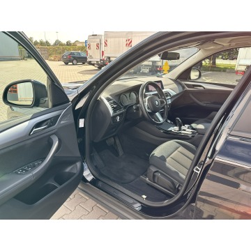 BMW X3  SUV 2021,  2.0 benzyna, automat - Na sprzedaż za 137 500 zł - Jawczyce - zdjęcie 11
