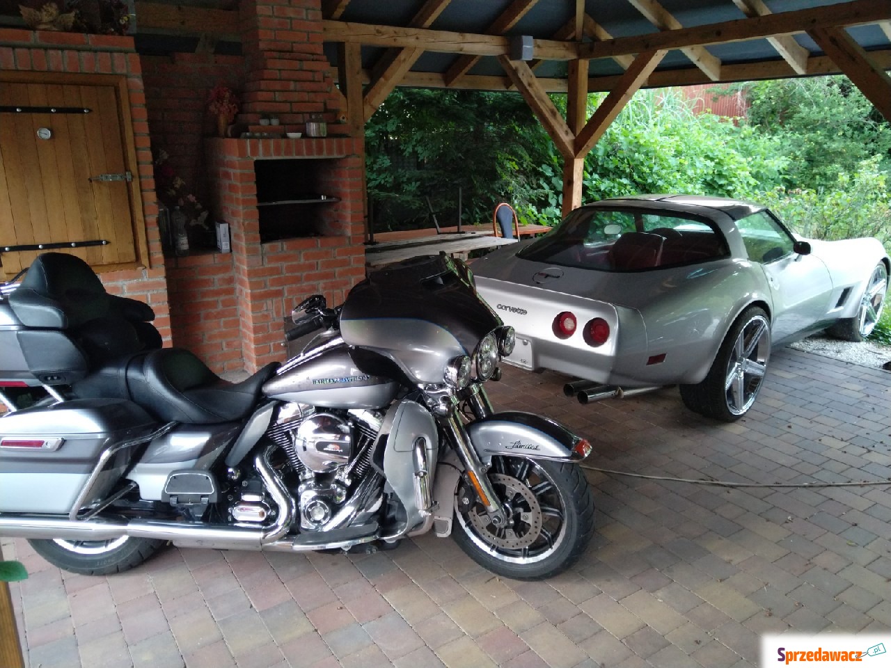 Potężny Harley Davidson UltraG...