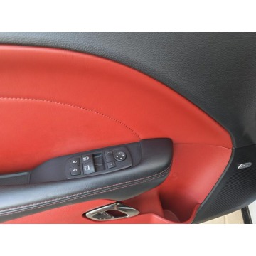 Dodge Challenger  Coupe/Sportowy 2018,  6.2 benzyna, automat - Na sprzedaż za 219 900 zł - Warszawa - zdjęcie 4