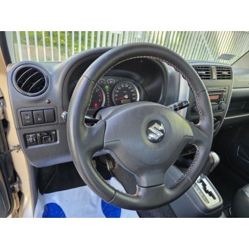 Suzuki Jimny  Terenowy 2006,  1.3 benzyna, automat - Na sprzedaż za 34 900 zł - Warszawa - zdjęcie 6