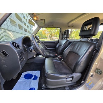 Suzuki Jimny  Terenowy 2006,  1.3 benzyna, automat - Na sprzedaż za 34 900 zł - Warszawa - zdjęcie 5
