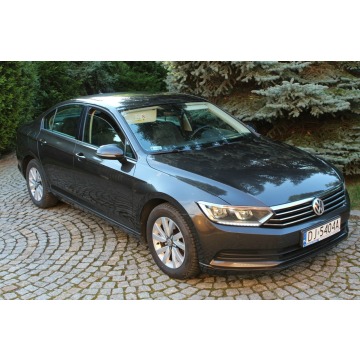 Volkswagen Passat  Sedan/Limuzyna 2017,  2.0 diesel - Na sprzedaż za 45 900 zł - Lubań - zdjęcie 4