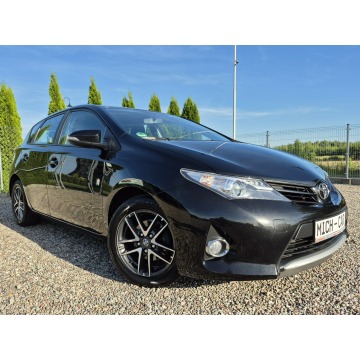 Toyota Auris  Hatchback 2014,  1.3 benzyna - Na sprzedaż za 36 900 zł - Łosino - zdjęcie 4