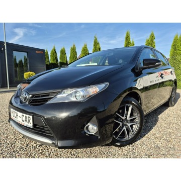 Toyota Auris  Hatchback 2014,  1.3 benzyna - Na sprzedaż za 36 900 zł - Łosino - zdjęcie 10