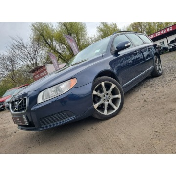 Volvo V70  Kombi 2011,  2.0 diesel, automat - Na sprzedaż za 15 900 zł - Szczecin - zdjęcie 9