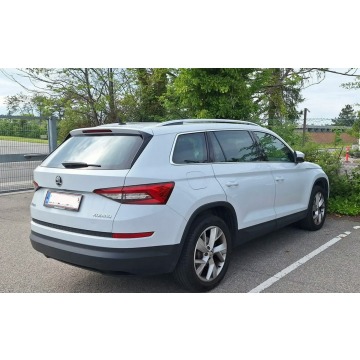 Skoda Kodiaq  SUV 2018,  1.5 benzyna, automat - Na sprzedaż za 85 000 zł - Sadlno - zdjęcie 2
