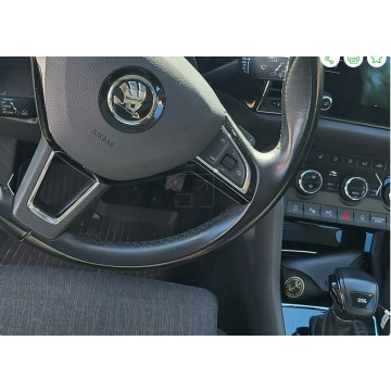 Skoda Kodiaq  SUV 2018,  1.5 benzyna, automat - Na sprzedaż za 85 000 zł - Sadlno - zdjęcie 8