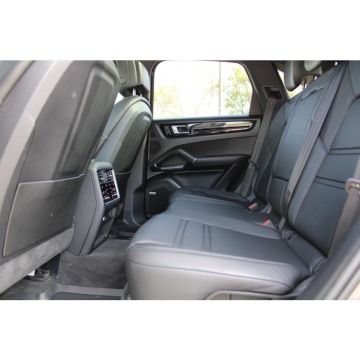 Porsche Cayenne  Terenowy 2019,  3.0 benzyna, automat - Na sprzedaż za 245 000 zł - Warszawa - zdjęcie 8