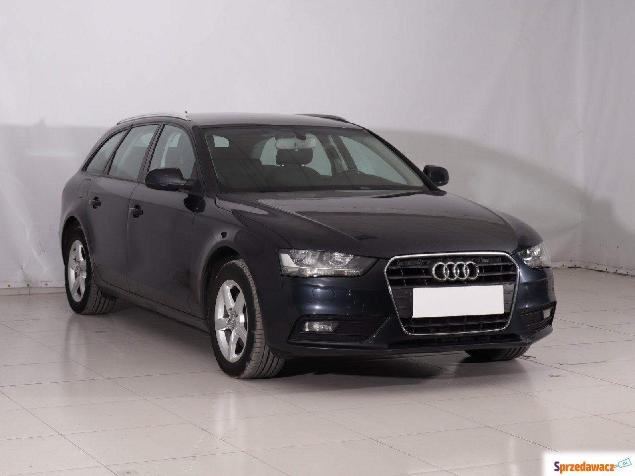 Audi A4 2014