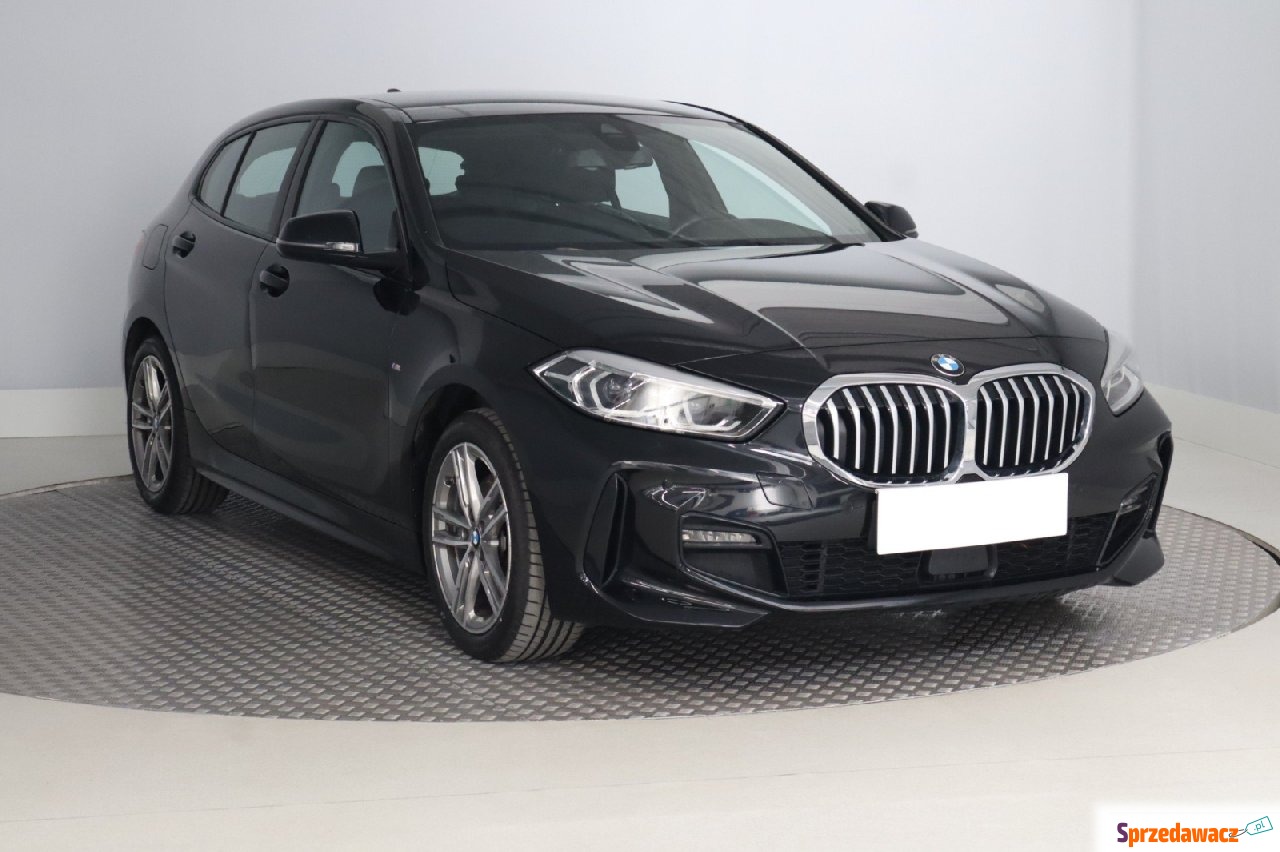 BMW Seria 1 2022