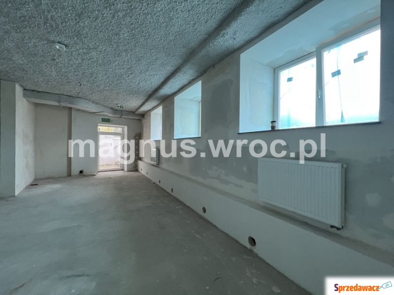 Do wynajęcia lokal usługowy na...