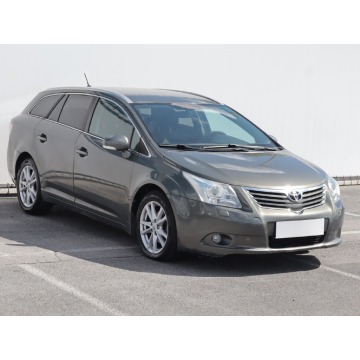 Toyota Avensis 2.0 D-4D (126KM), 2011