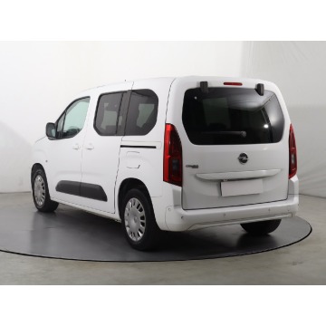 Opel Combo  Pick-up 2019,  1.2 benzyna - Na sprzedaż za 68 999 zł - Katowice - zdjęcie 5